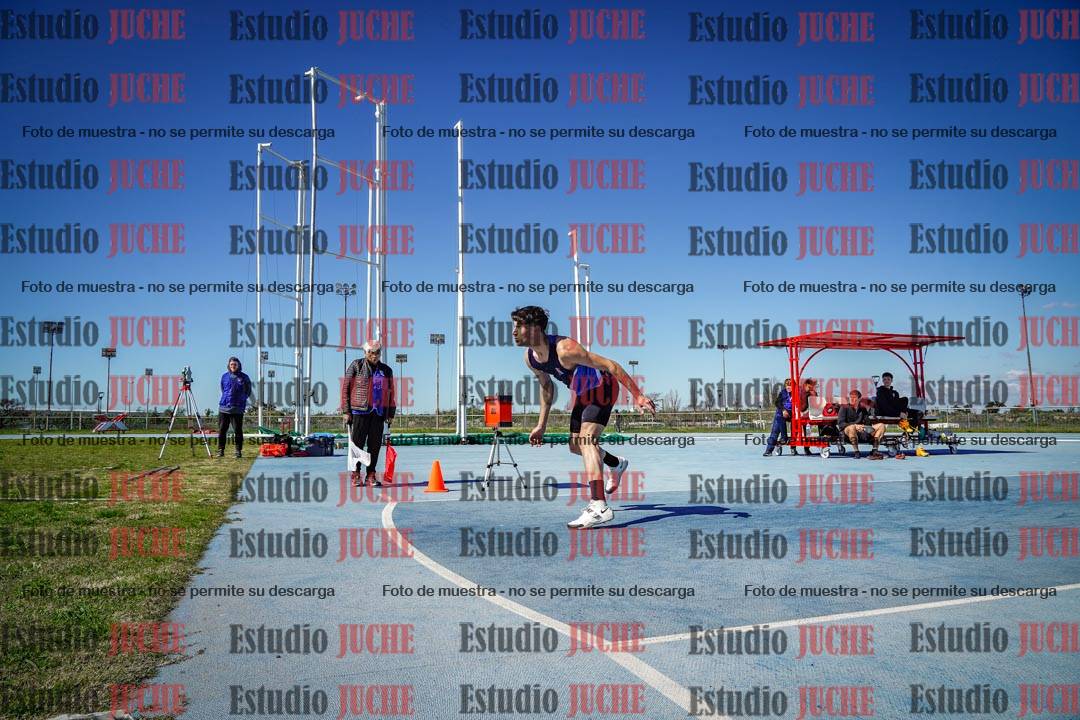 Fotos del lanzamiento de jabalina de varones