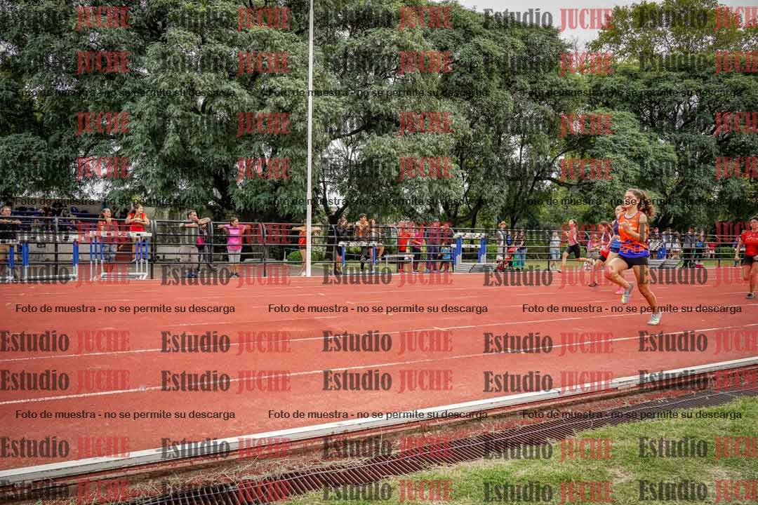 Fotos de los 80 m llanos de mujeres