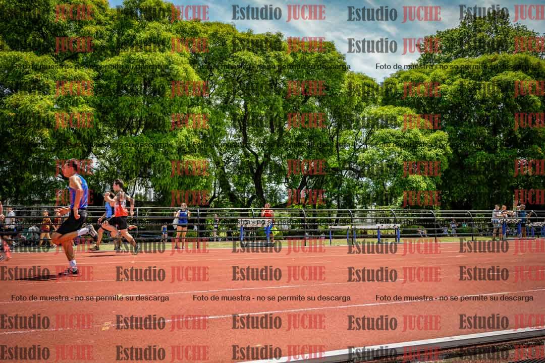 Fotos de los 100 m llanos de varones