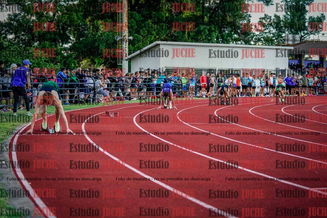 Fotos de los 400 m llanos de varones