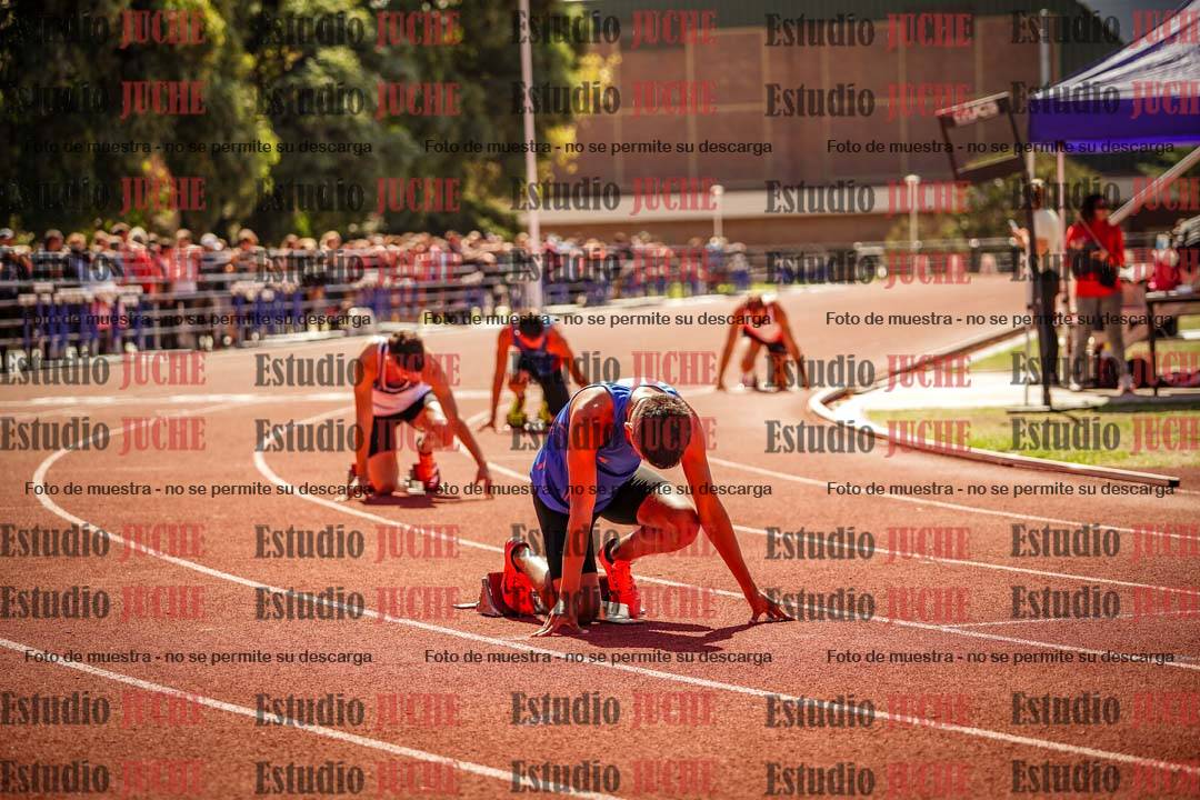 Fotos de los 400 m llanos de varones