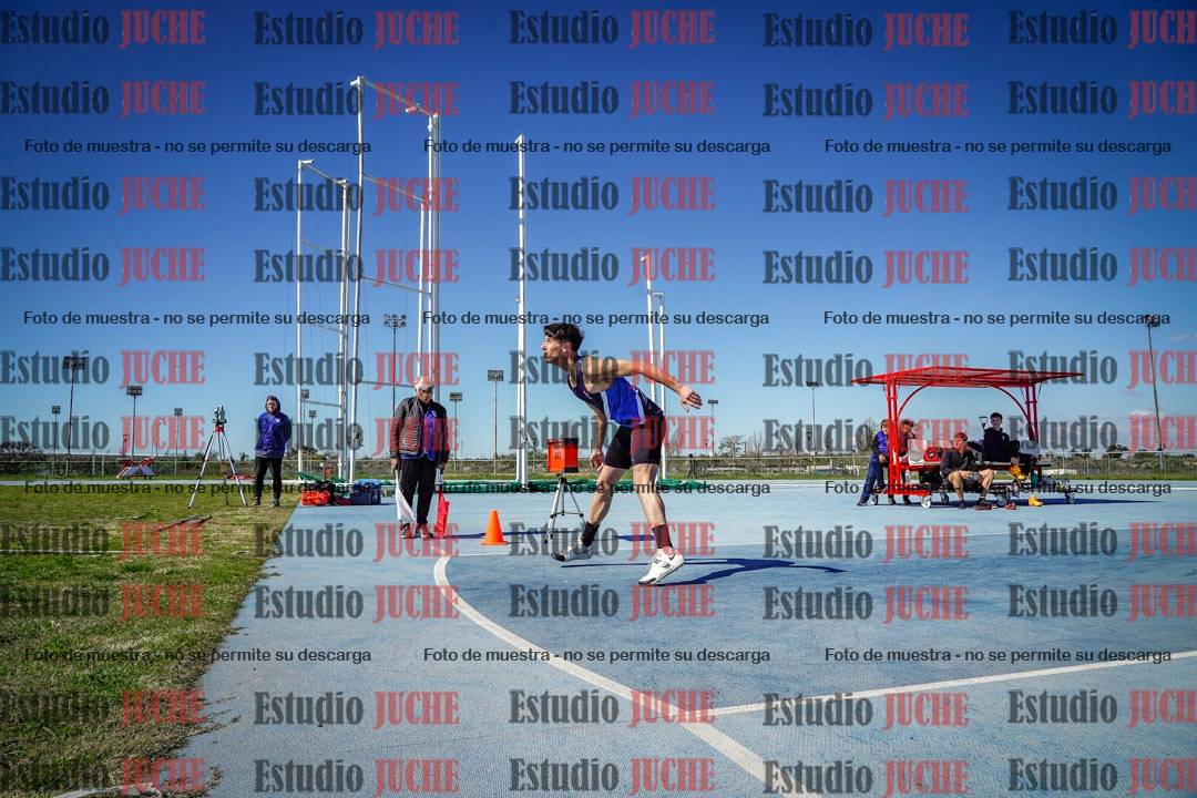 Fotos del lanzamiento de jabalina de varones