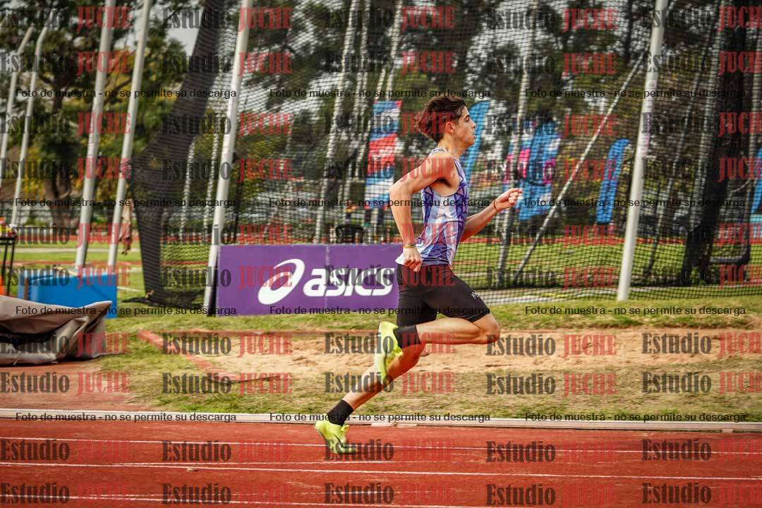 Fotos de los 400 m llanos de varones