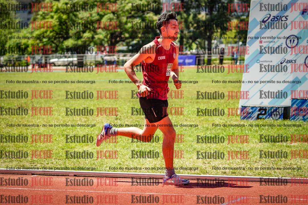 Fotos de los 800 m llanos de varones