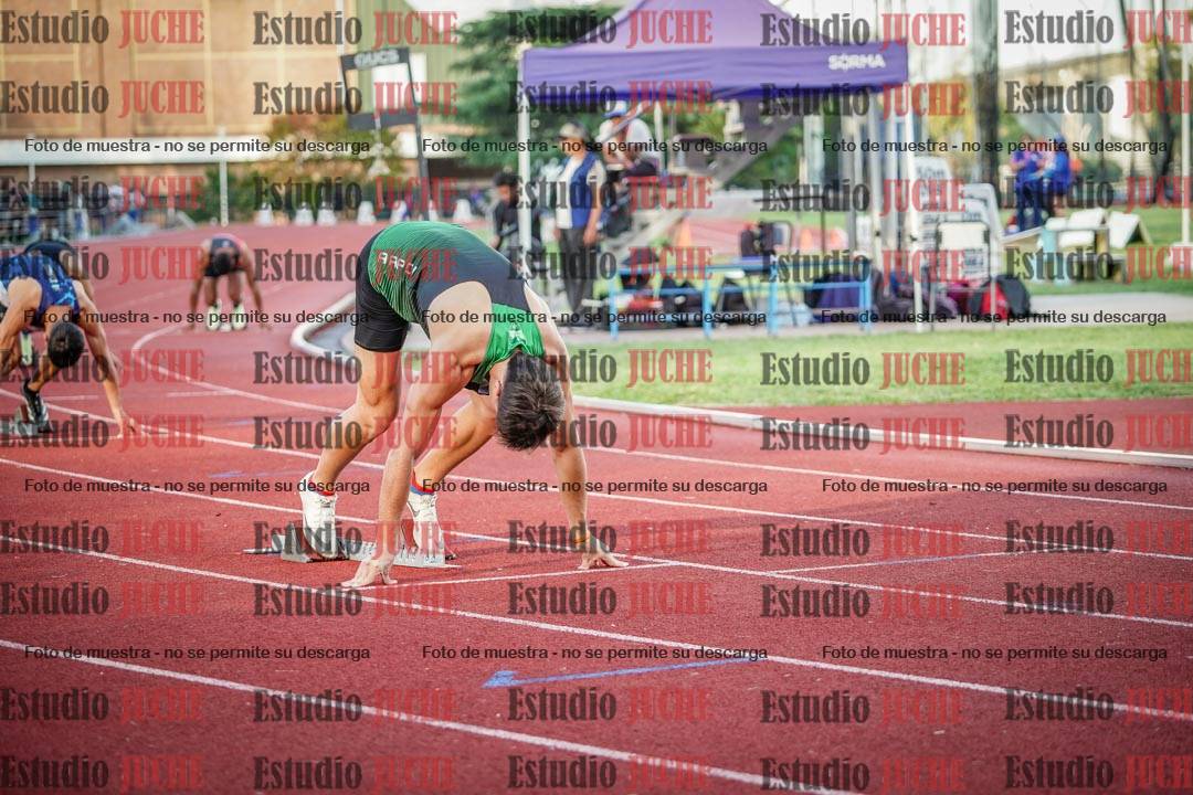 Fotos de los 400 m llanos de varones