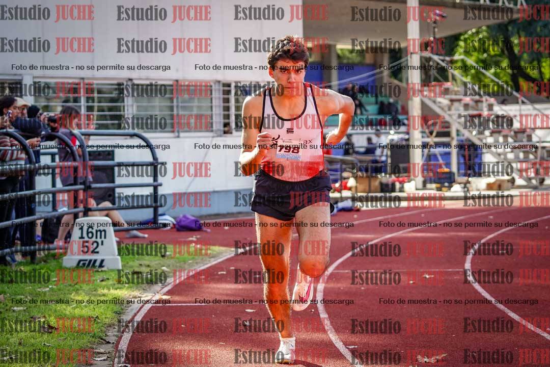 Fotos de los 800 m llanos de varones