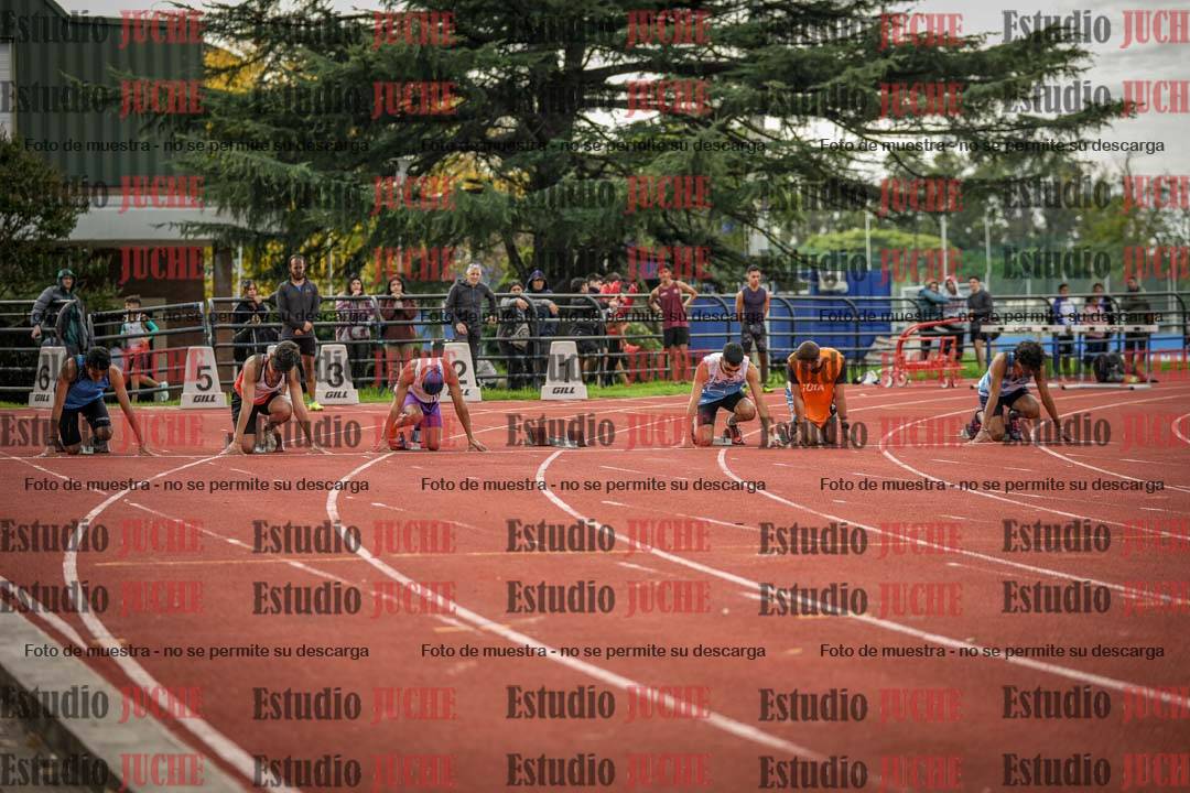 Fotos de los 100 m llanos de varones