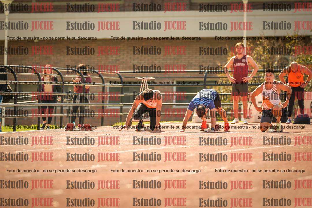Fotos de los 100 m llanos de varones