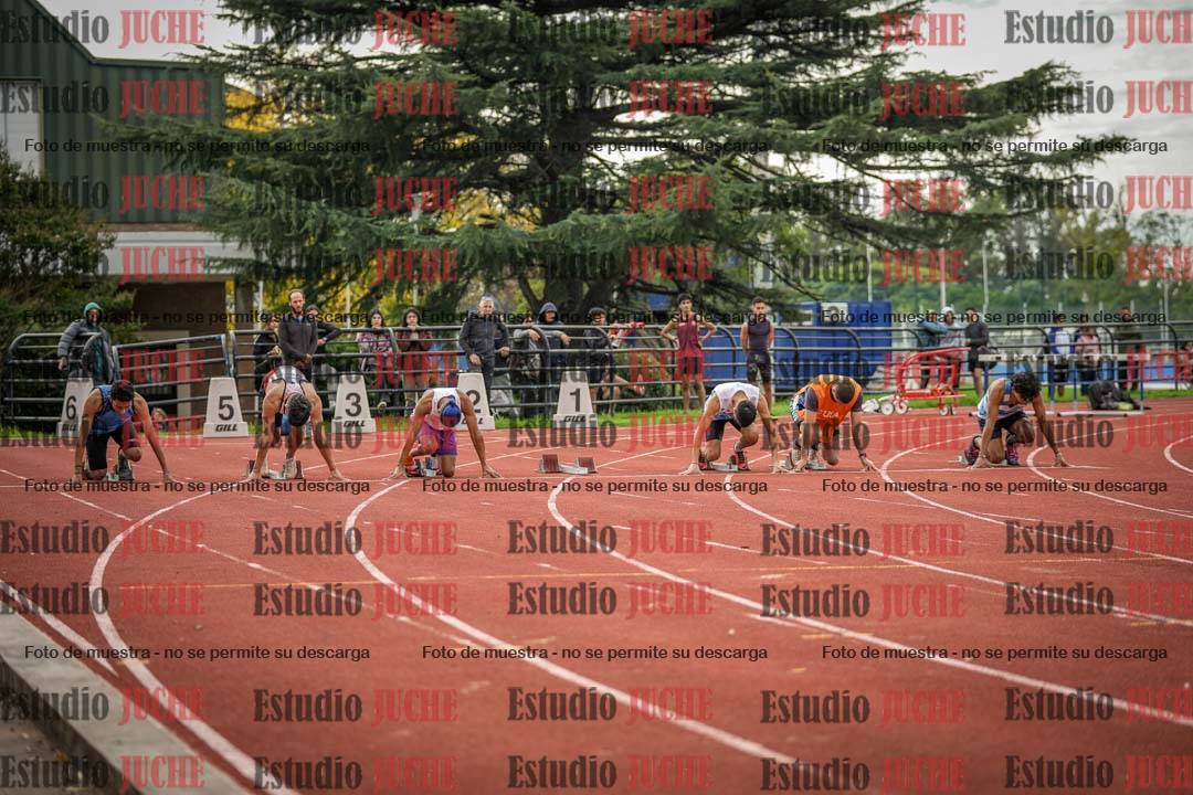 Fotos de los 100 m llanos de varones