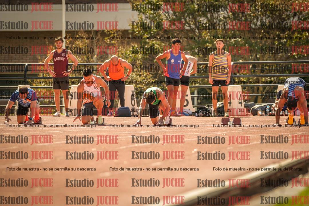 Fotos de los 100 m llanos de varones