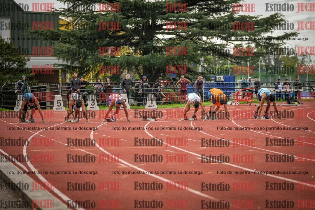 Fotos de los 100 m llanos de varones