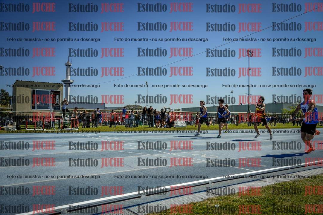 Fotos de los 100 m llanos de varones