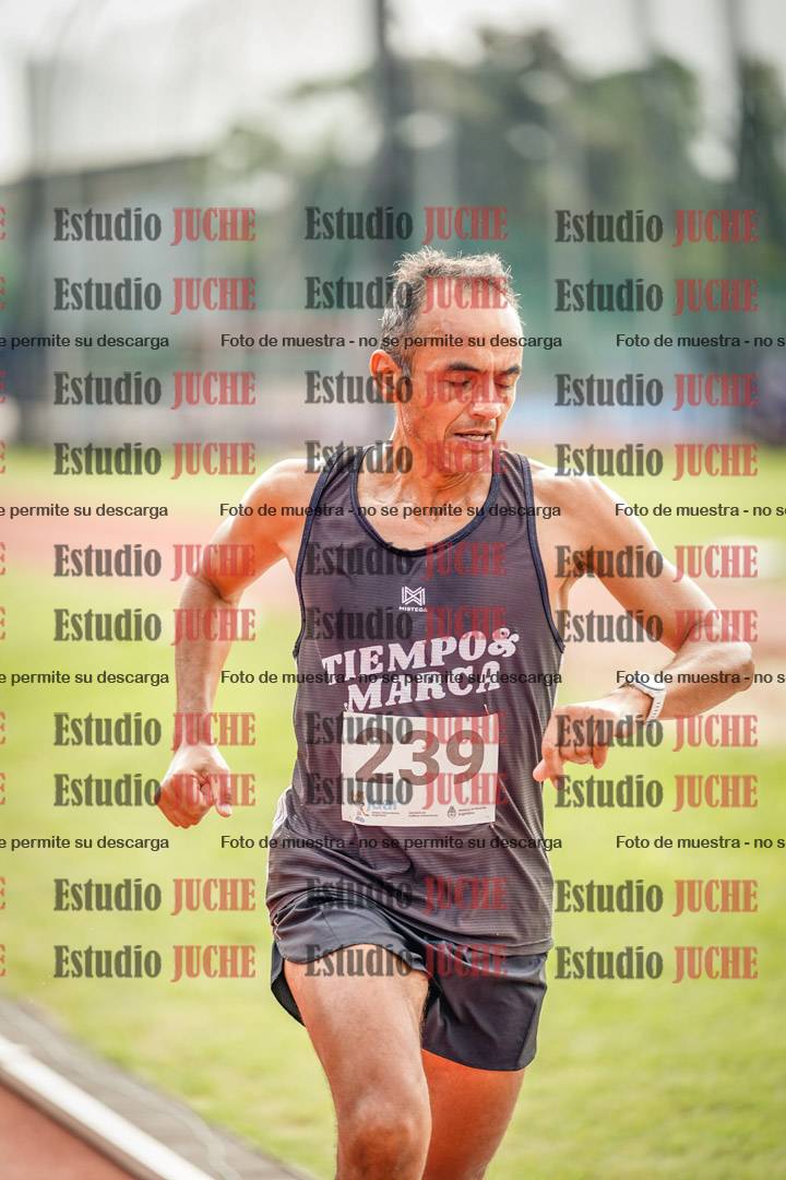 Fotos de los 3000 m llanos de varones
