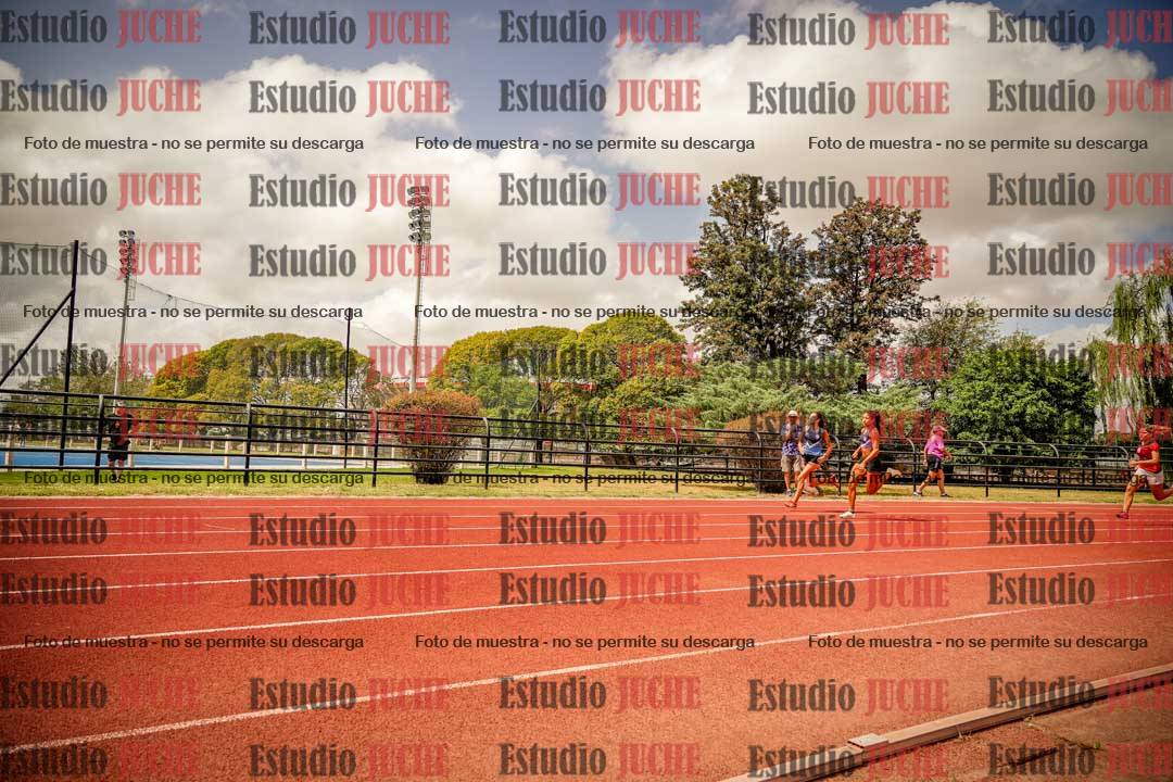 Fotos de los 200 m llanos de mujeres - combinadas 4