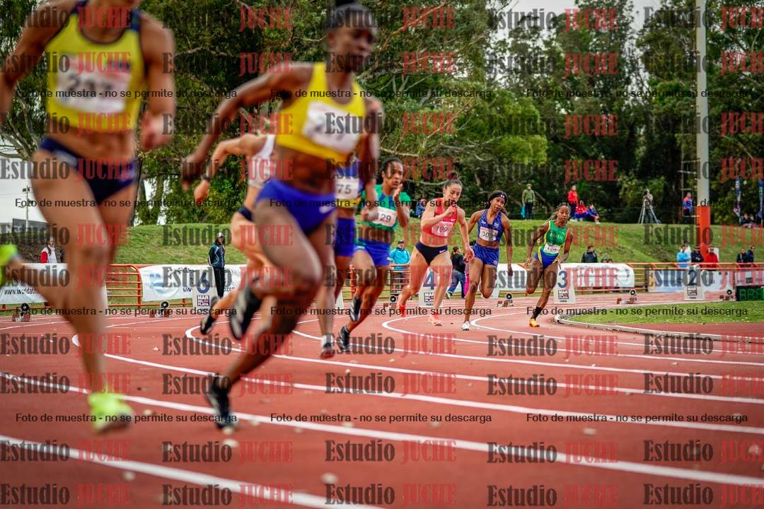 Fotos de los 200 m llanos de mujeres - FINAL