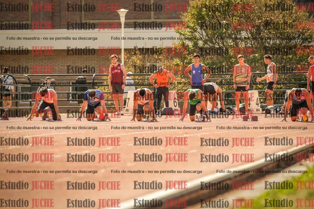 Fotos de los 100 m llanos de varones