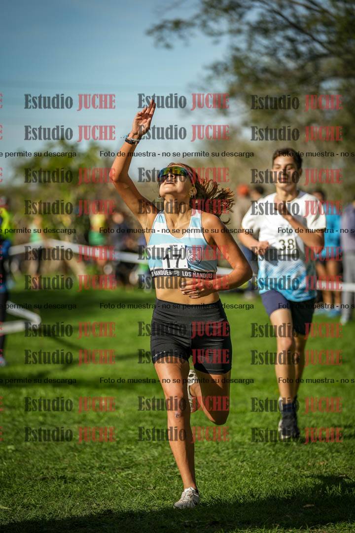 Fotos de la llegada del cross de 3000 m