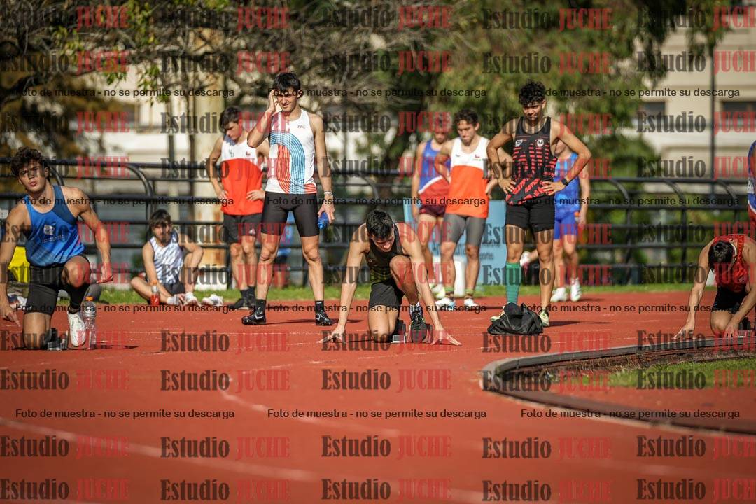 Fotos de los 200 m llanos de varones