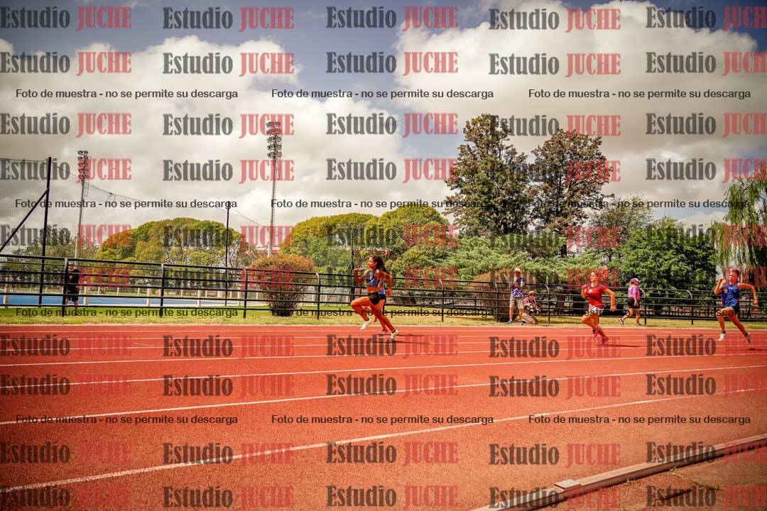 Fotos de los 200 m llanos de mujeres - combinadas 4