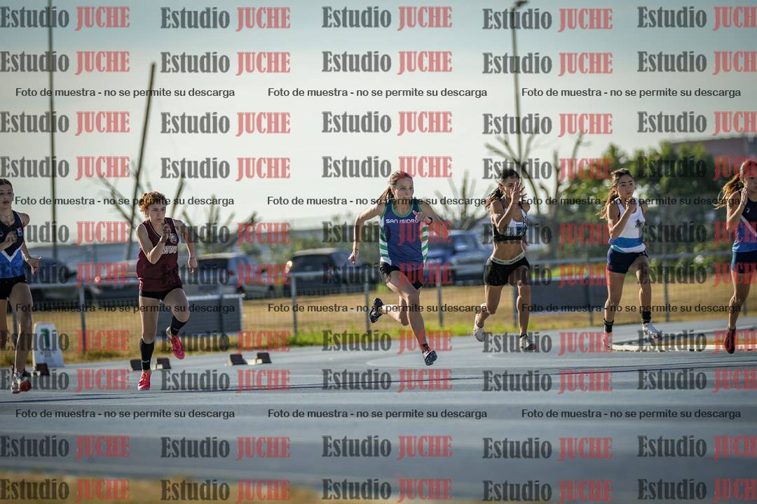 Fotos de los 100 m llanos de mujeres - FINAL U18