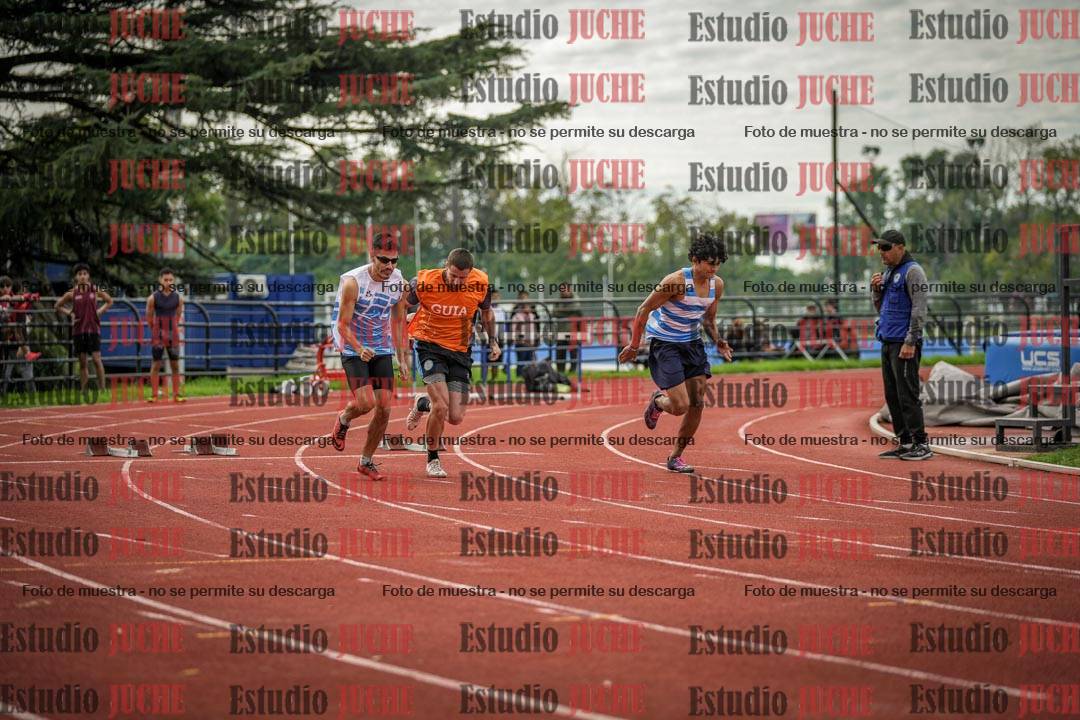 Fotos de los 100 m llanos de varones
