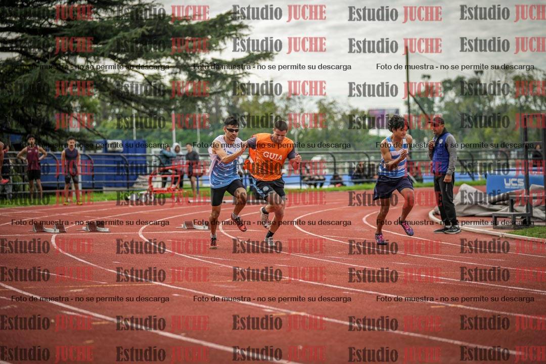 Fotos de los 100 m llanos de varones