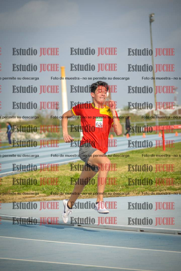 Fotos de los 800 m llanos de varones