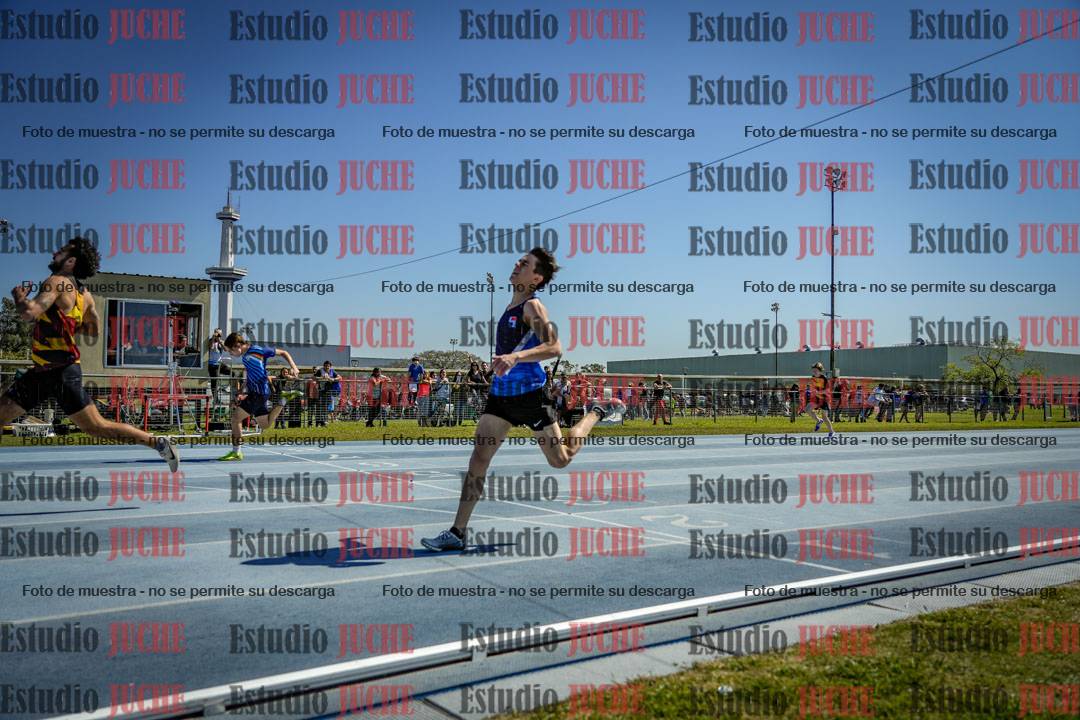 Fotos de los 100 m llanos de varones