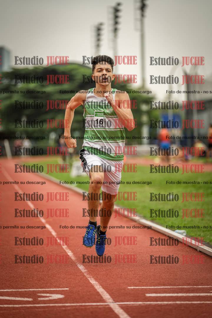Fotos de los 800 m llanos de varones
