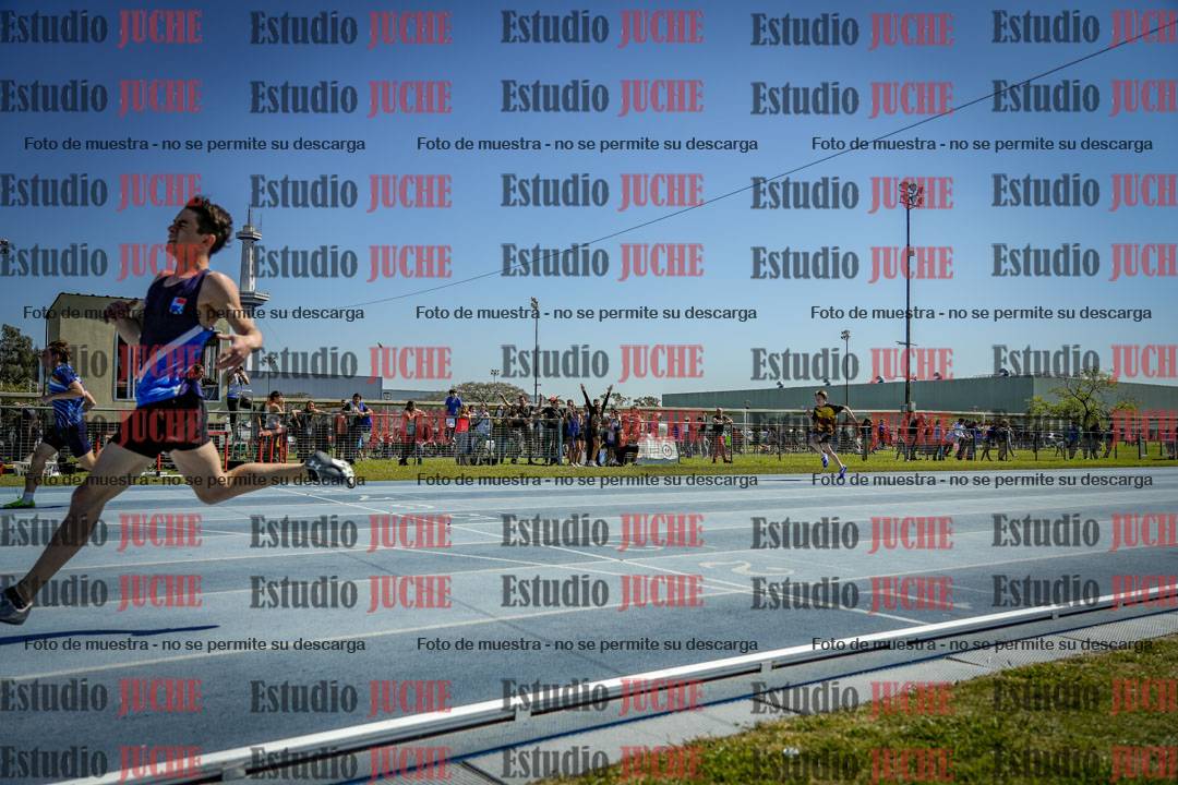 Fotos de los 100 m llanos de varones