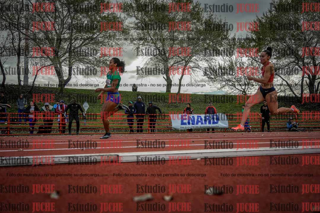 Fotos de los 200 m llanos de mujeres - FINAL