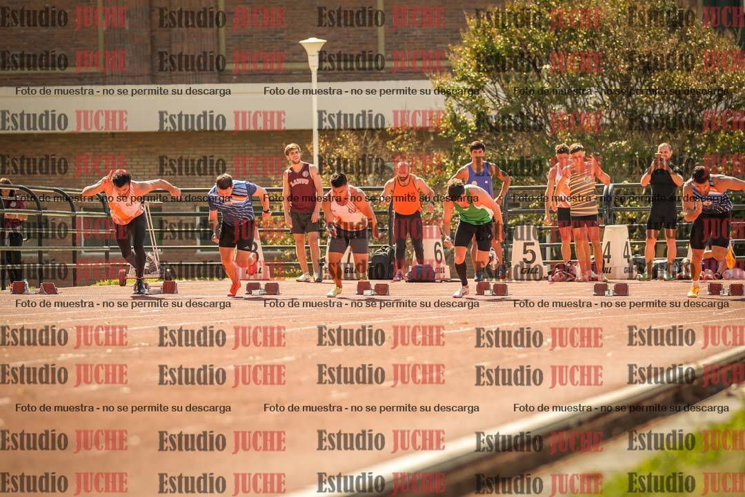 Fotos de los 100 m llanos de varones