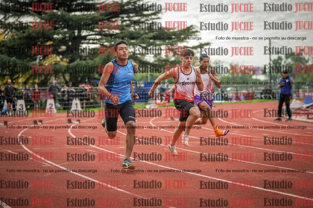 Fotos de los 100 m llanos de varones