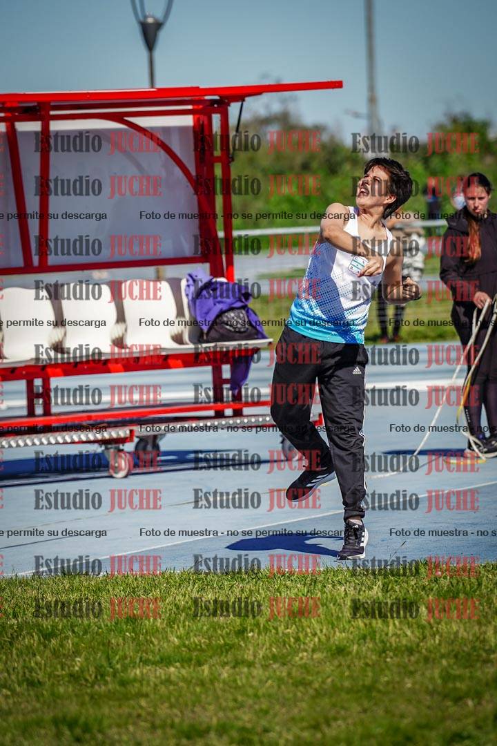Fotos del lanzamiento de jabalina de mujeres y varones - U15