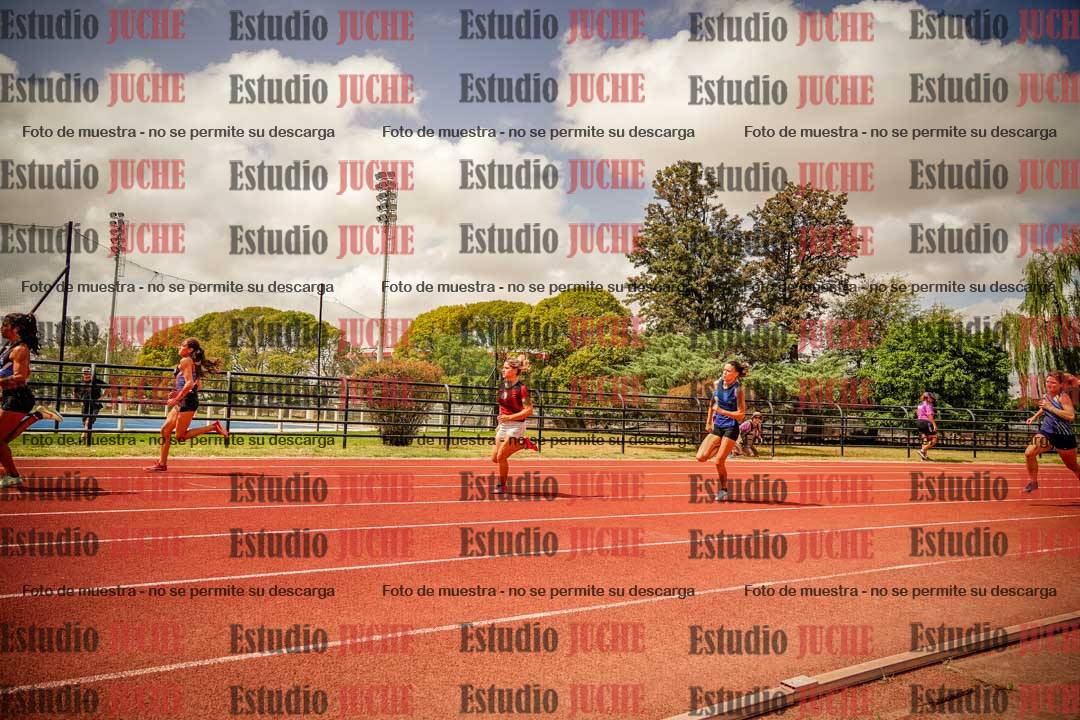 Fotos de los 200 m llanos de mujeres - combinadas 4