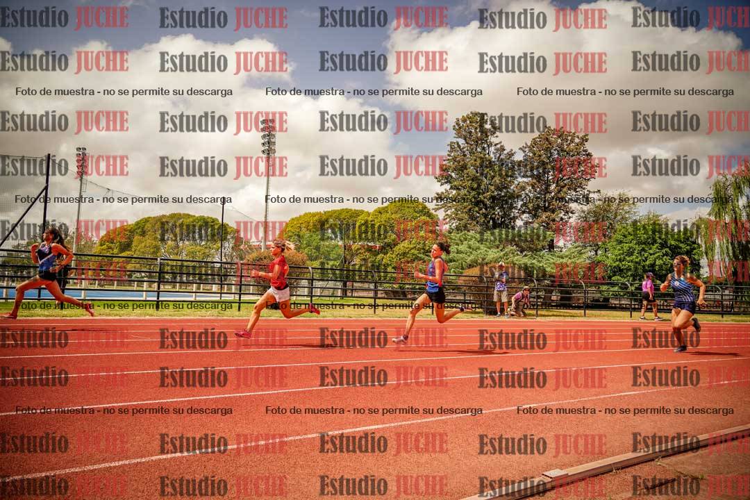 Fotos de los 200 m llanos de mujeres - combinadas 4