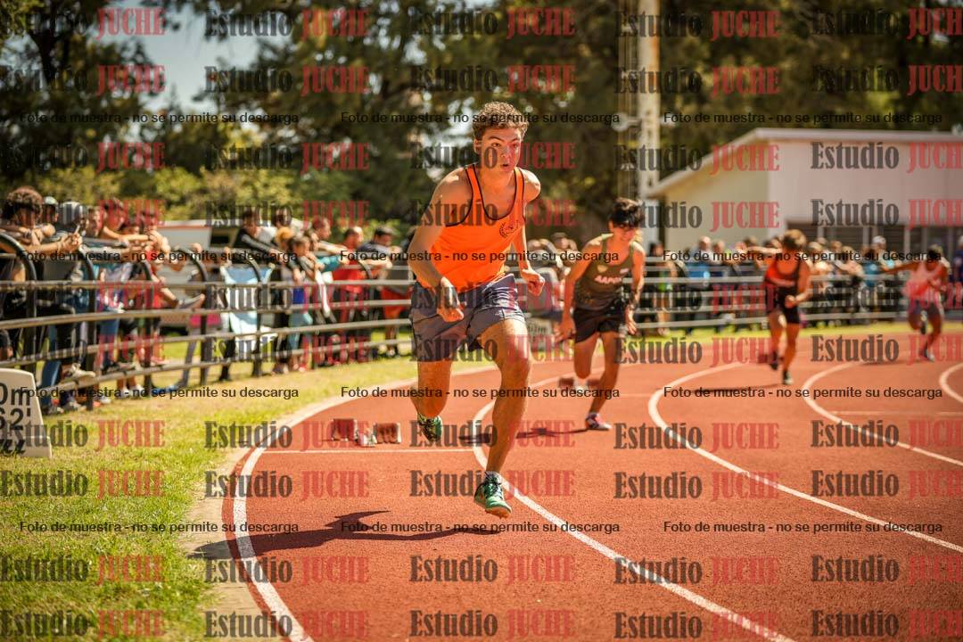 Fotos de los 400 m llanos de varones