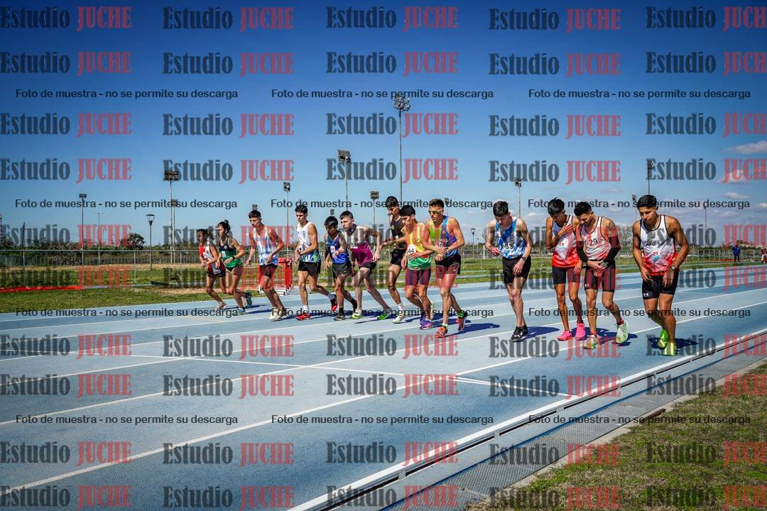 Fotos de los 5000 m llanos de mujeres y varones