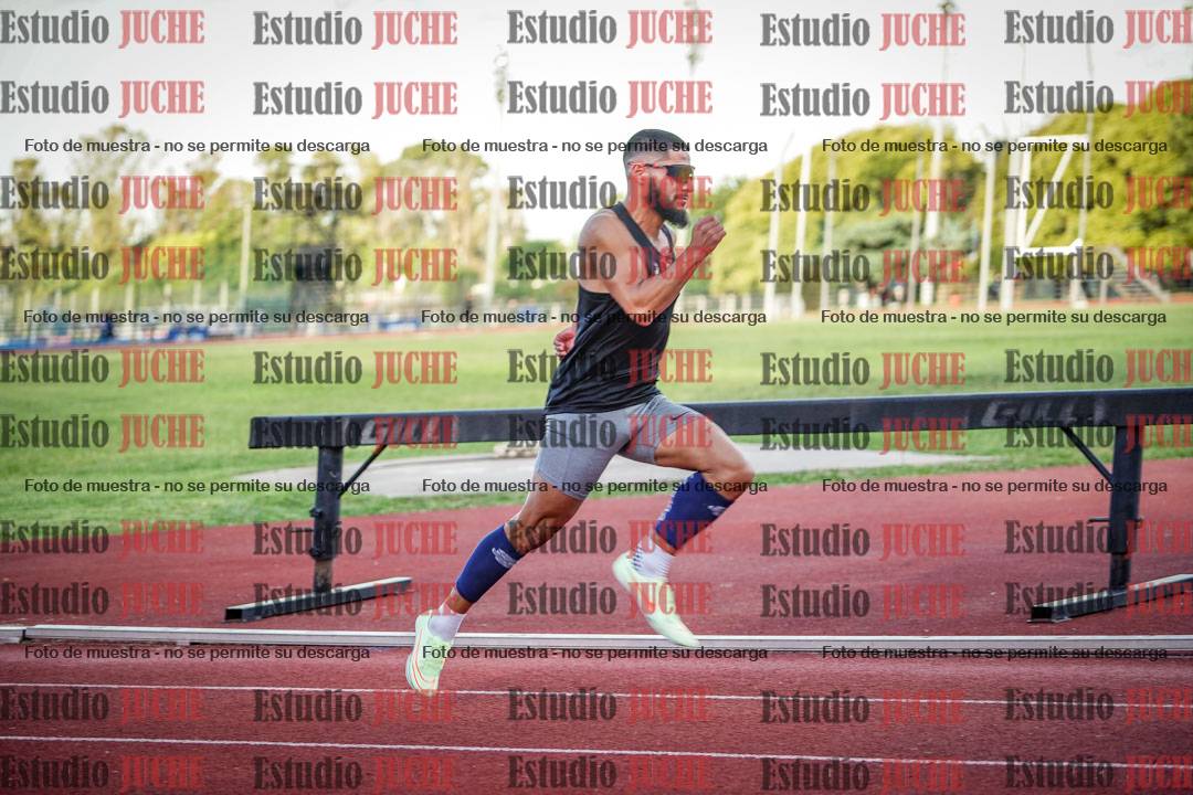 Fotos de los 400 m llanos de varones