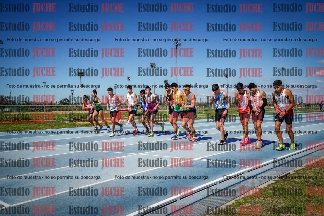 Fotos de los 5000 m llanos de mujeres y varones