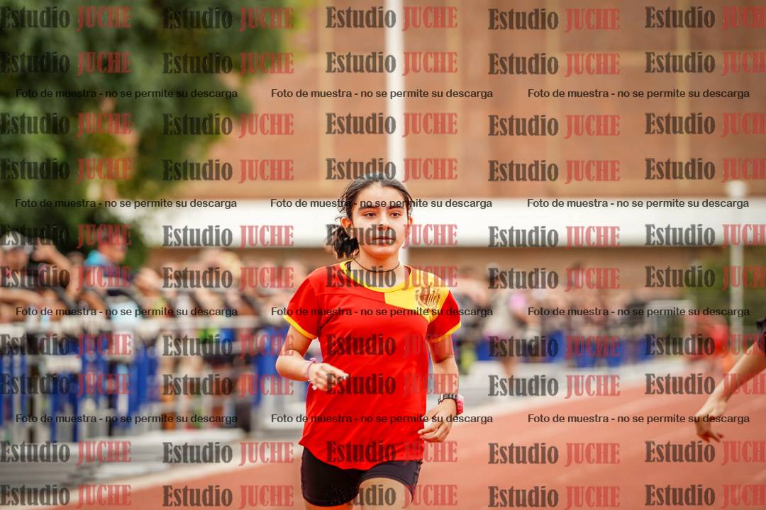 Fotos de los 80 m llanos de mujeres