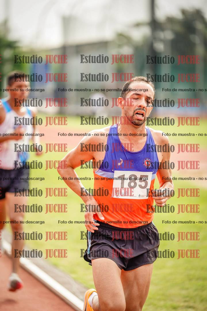 Fotos de los 3000 m llanos de varones