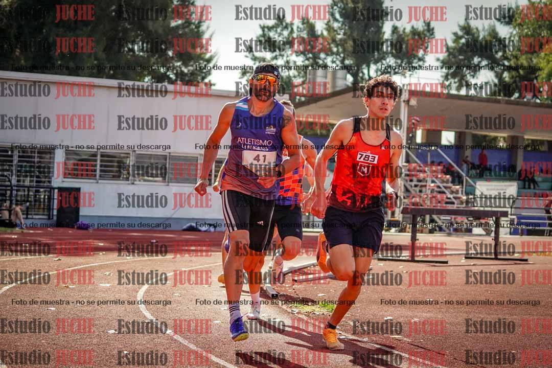 Fotos de los 800 m llanos de varones