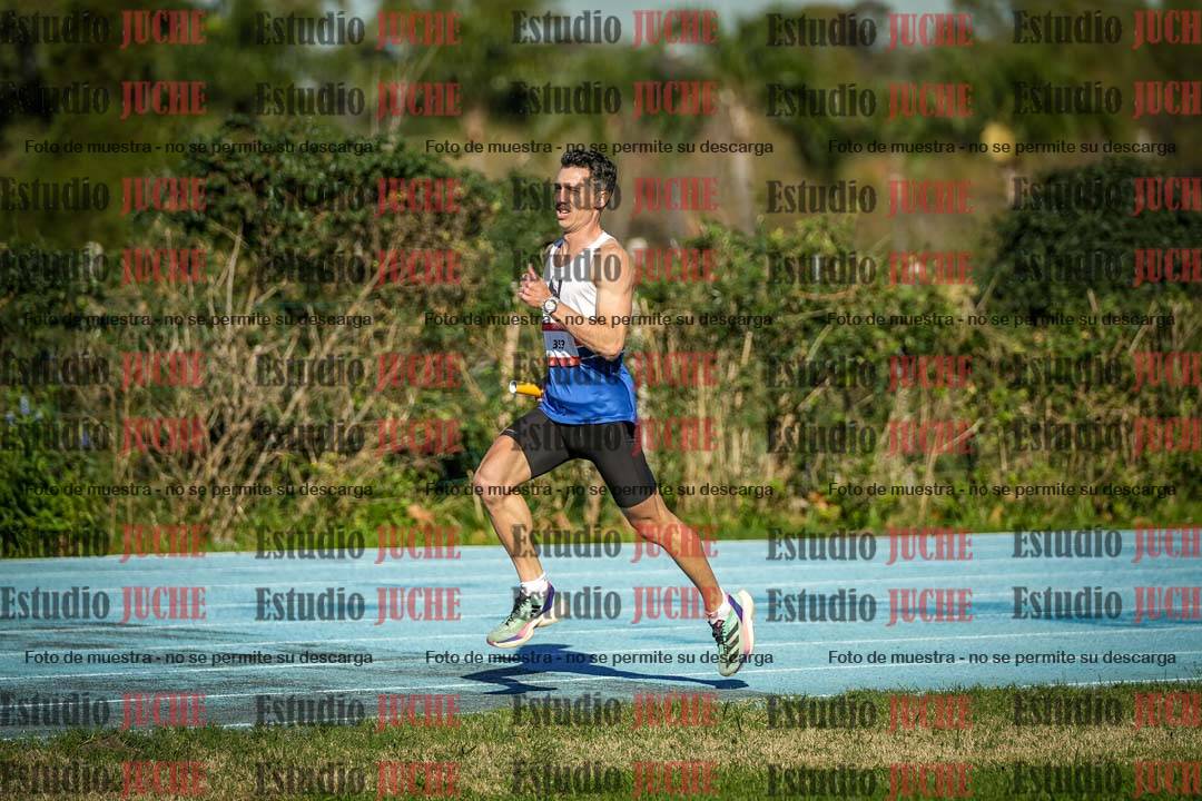 Fotos durante los relevos