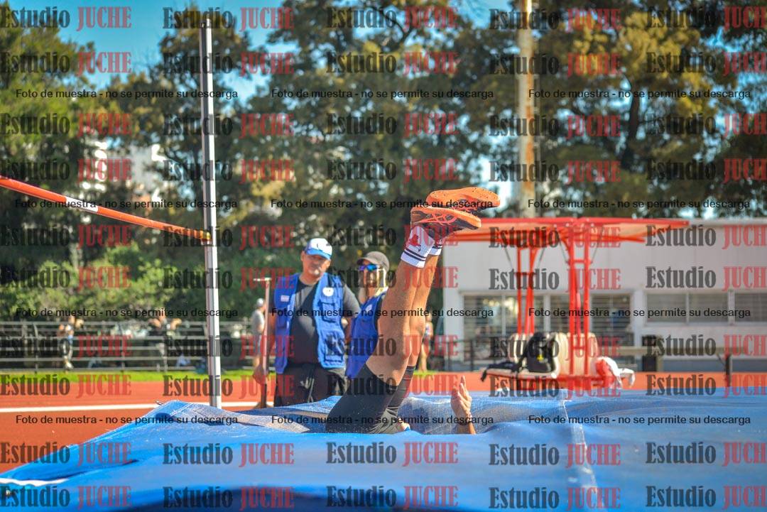 Fotos del salto en alto - grupo 2