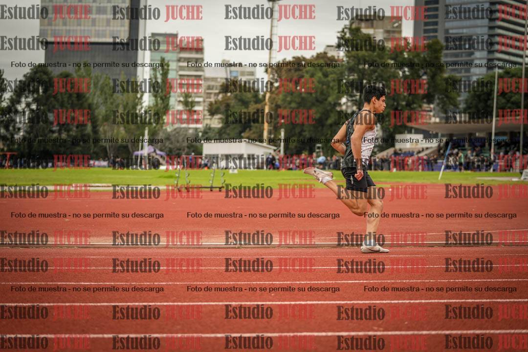 Fotos de los 200 m llanos de varones