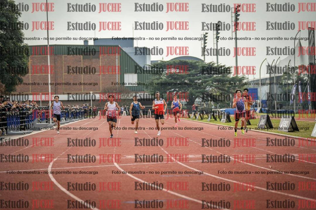 Fotos de los 400 m llanos de varones