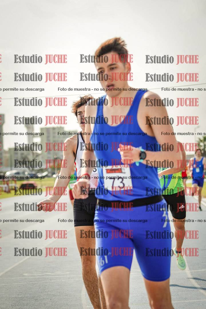 Fotos de los 800 m llanos de varones