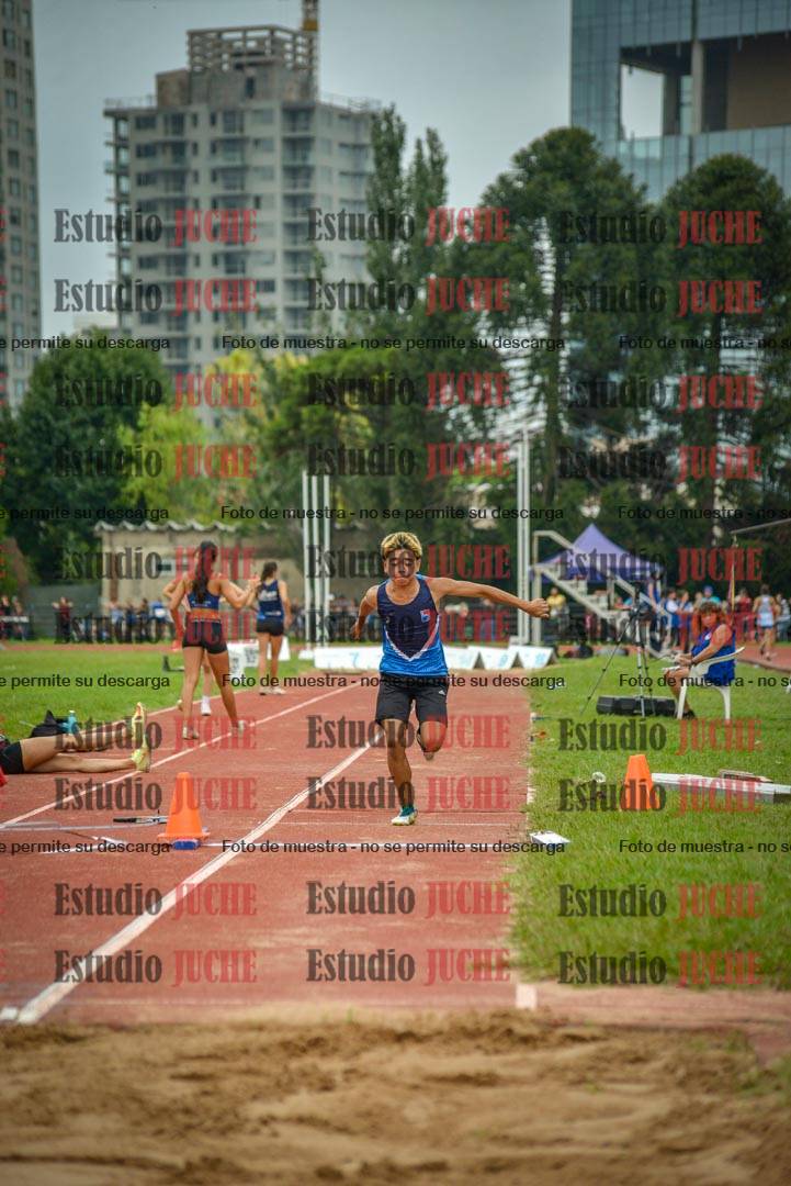 Fotos del salto triple - tabla de 8 y 10