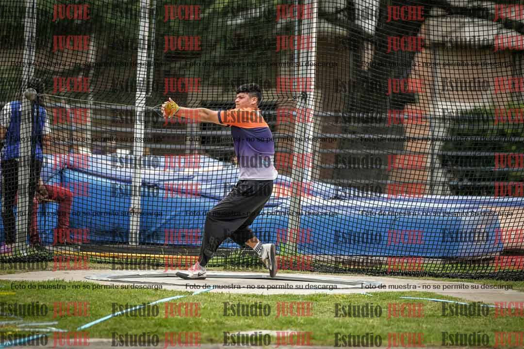 Fotos del lanzamiento de martillo de varones